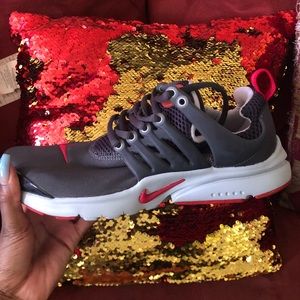 Nike prestos in perfect condition, brand new